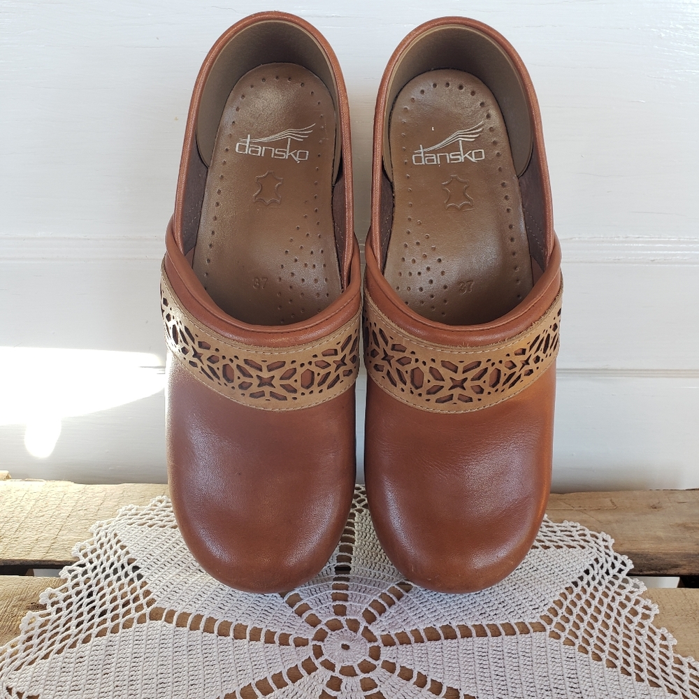 🌾Dansko Honey Clogs•Rustic Cottage•Western Tooled Belt•Tan•EU37/ 6.5-7 US - Picture 10 of 15